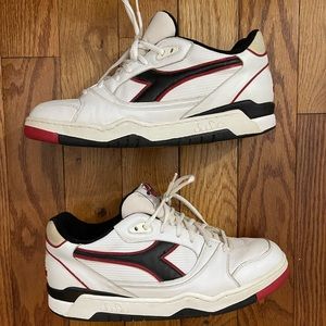 Diadora Duratech 650